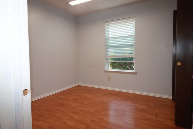 517 Annapolis Drive, Fort Worth, TX 76108