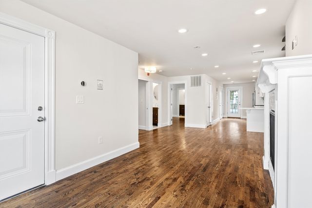 20 Maryland St 2, Boston, MA 02125