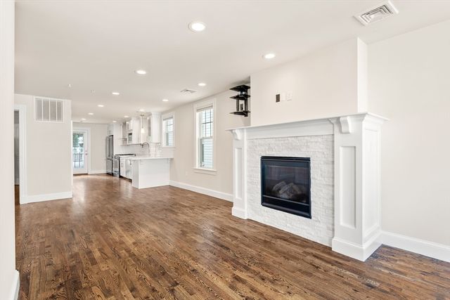 20 Maryland St 2, Boston, MA 02125