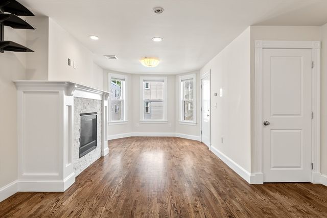 20 Maryland St 2, Boston, MA 02125