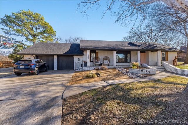 2604 Ridgeway, Ardmore, OK 73401