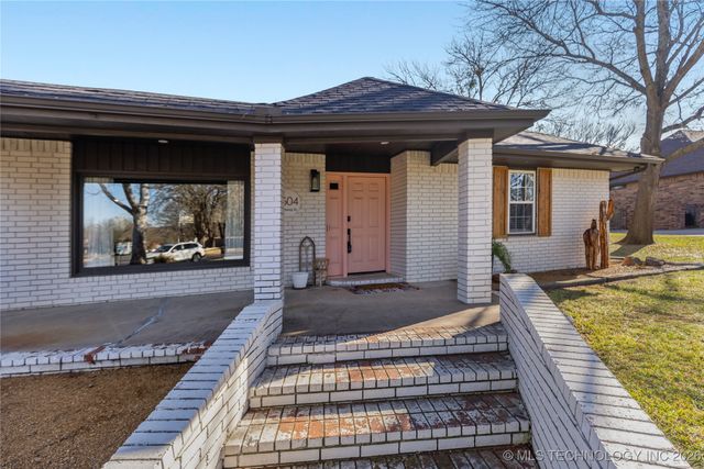 2604 Ridgeway, Ardmore, OK 73401
