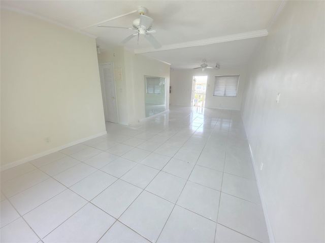 2131 NE 42nd Ct 209E, Lighthouse Point, FL 33064