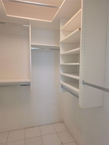 2131 NE 42nd Ct 209E, Lighthouse Point, FL 33064