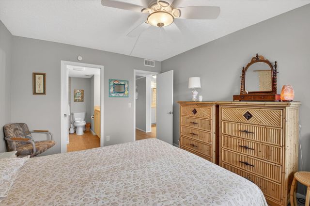 2047 Newcastle C, Boca Raton, FL 33434