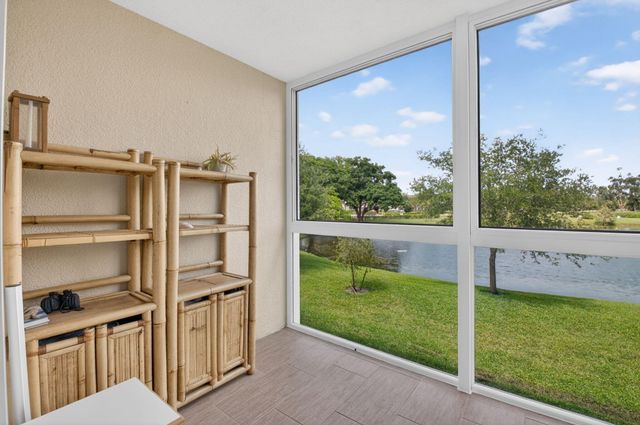 2047 Newcastle C, Boca Raton, FL 33434