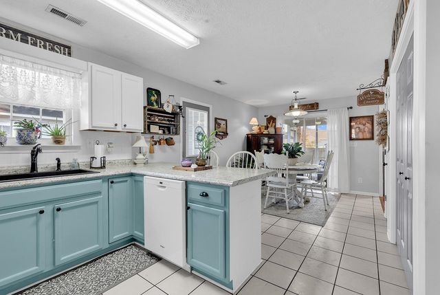 1010 Autumn Dr., Murrells Inlet, SC 29576