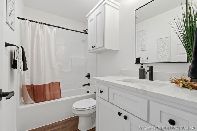 27765 E 109th Place S, Coweta, OK 74429