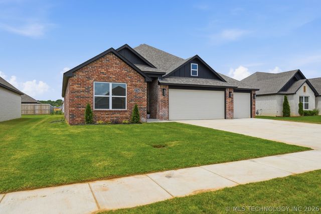 27765 E 109th Place S, Coweta, OK 74429