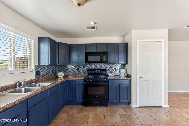 4371 Paseo Del Oro Circle, Las Cruces, NM 88007