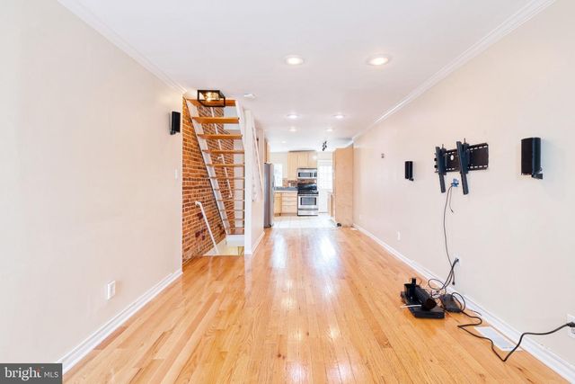 667 E CLEMENT ST, Baltimore, MD 21230