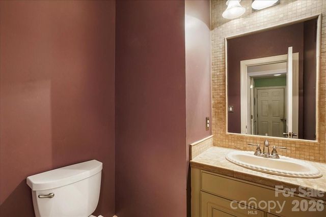 10442 Breamore Drive, Charlotte, NC 28270