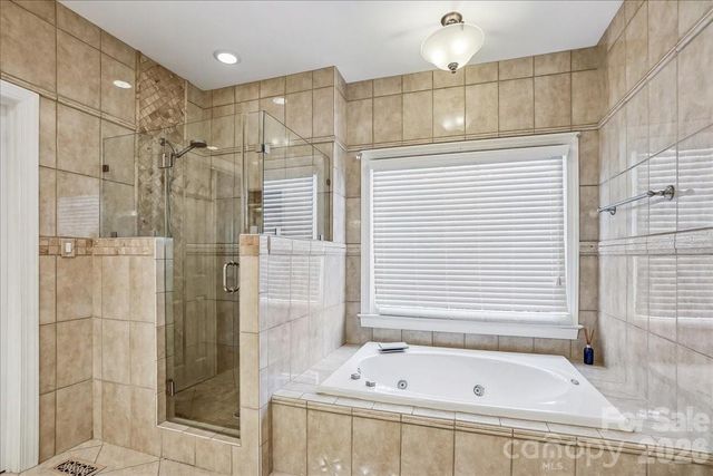 10442 Breamore Drive, Charlotte, NC 28270