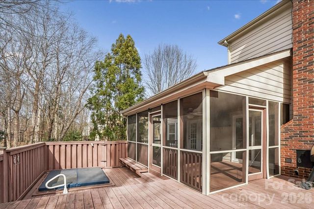 10442 Breamore Drive, Charlotte, NC 28270