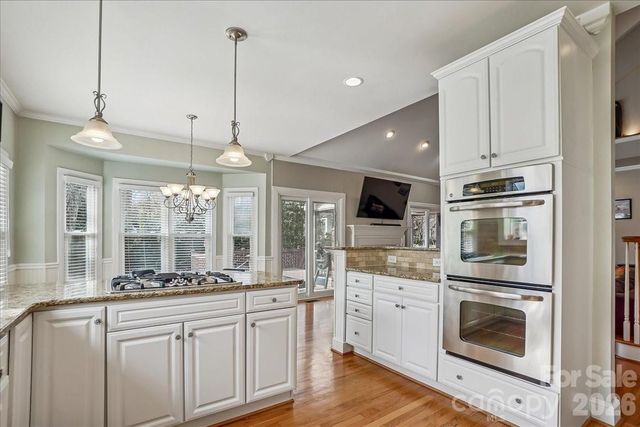 10442 Breamore Drive, Charlotte, NC 28270