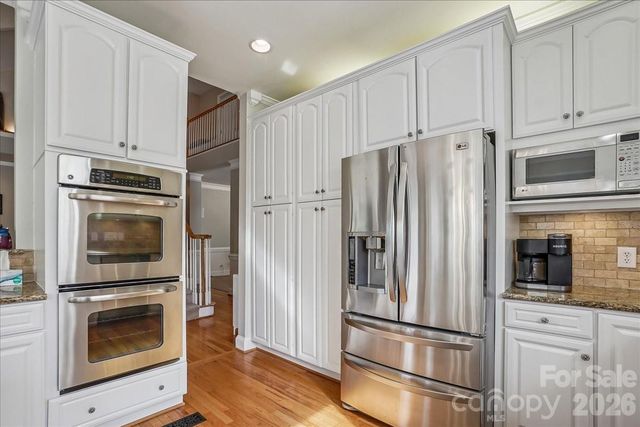 10442 Breamore Drive, Charlotte, NC 28270