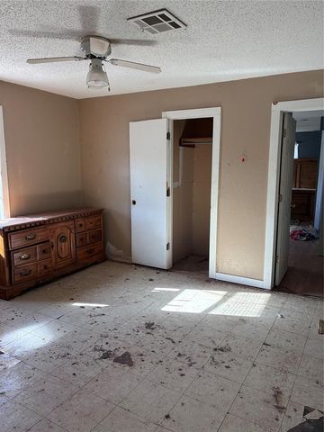 24926 N County Road 3170, Elmore City, OK 73433