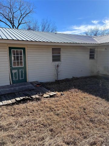 24926 N County Road 3170, Elmore City, OK 73433