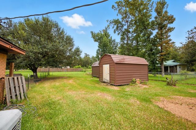 2564 Dennis Street, Orange, TX 77632