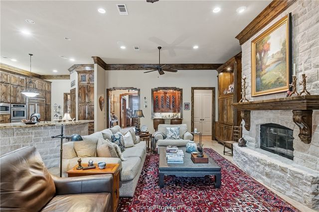 4900 Somerset Hills Court, College Station, TX 77845