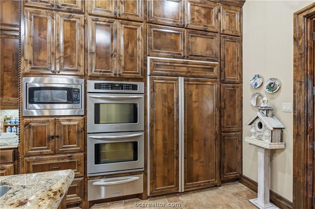 4900 Somerset Hills Court, College Station, TX 77845