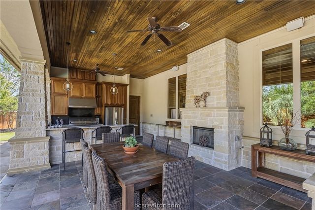 4900 Somerset Hills Court, College Station, TX 77845
