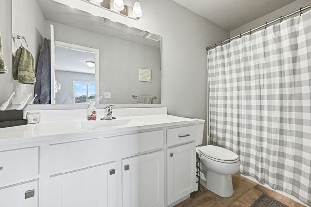 329 Lotz Court, Wayland City, MI 49348