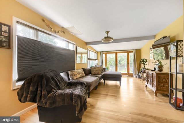 1873 POTOMAC, Pasadena, MD 21122