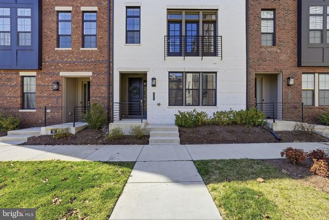 43403 FIFEVILLE SQ, Ashburn, VA 20148