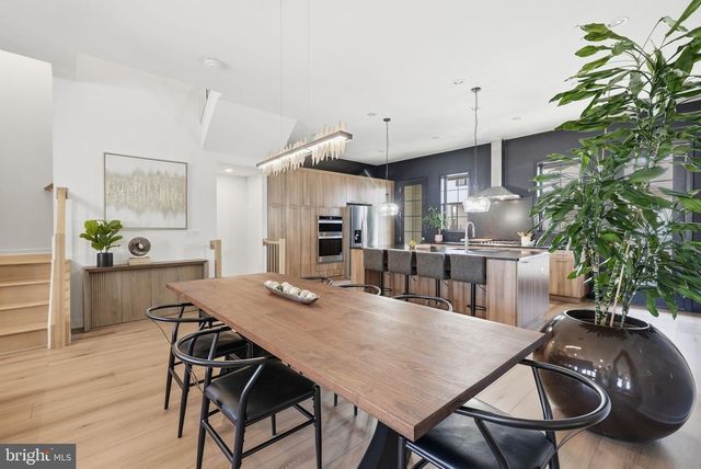 43403 FIFEVILLE SQ, Ashburn, VA 20148