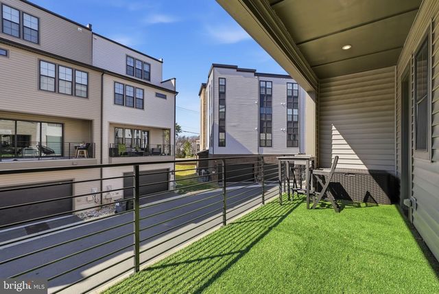 43403 FIFEVILLE SQ, Ashburn, VA 20148