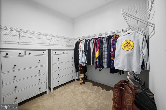 43403 FIFEVILLE SQ, Ashburn, VA 20148