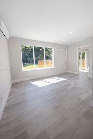 2632 Madison St, Hollywood, FL 33020