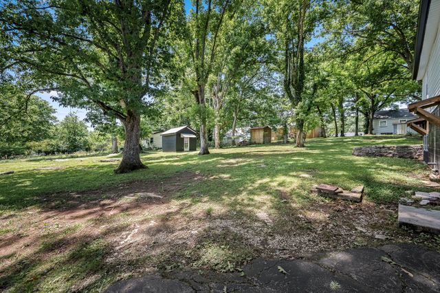 715 Cleveland St, Pulaski, TN 38478