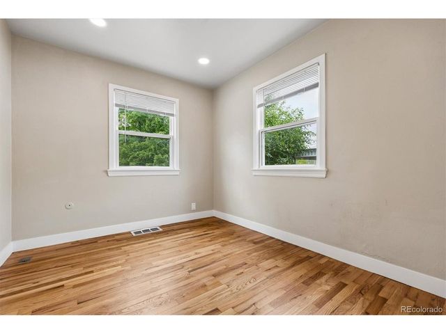 4597 S Acoma St, Englewood, CO 80110