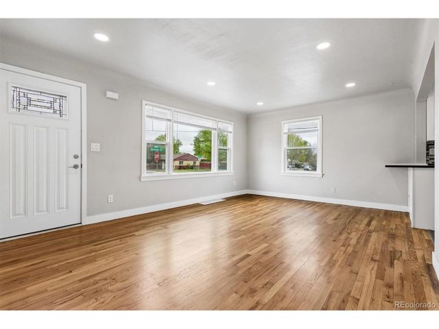 4597 S Acoma St, Englewood, CO 80110