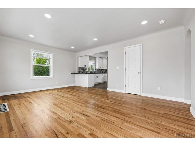 4597 S Acoma St, Englewood, CO 80110