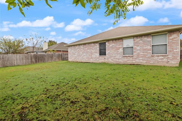1305 Misty Meadow Drive, Midlothian, TX 76065