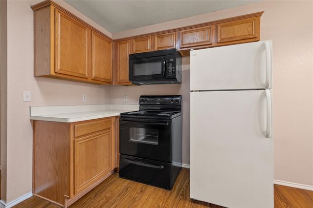 1305 Misty Meadow Drive, Midlothian, TX 76065