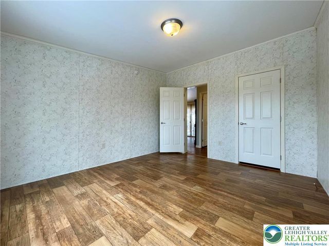 41 Spring Road, Earl Twp, PA 19512