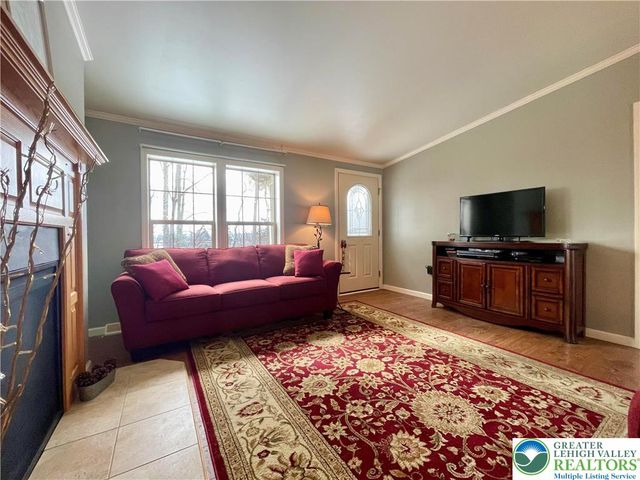41 Spring Road, Earl Twp, PA 19512