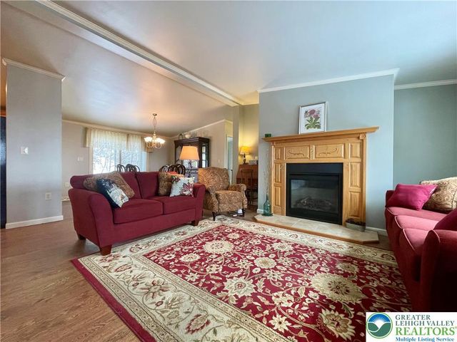 41 Spring Road, Earl Twp, PA 19512