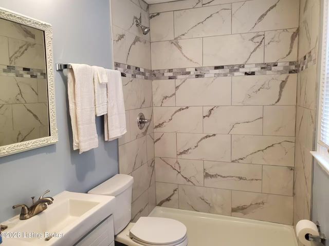 111 Waterfill Ave, Lawrenceburg, KY 40342