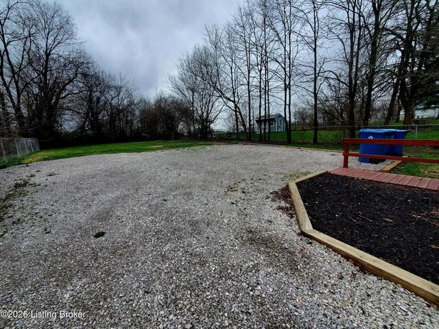 111 Waterfill Ave, Lawrenceburg, KY 40342