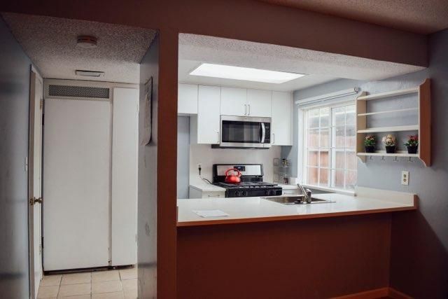 4223 Savannah Ln, Sacramento, CA 95823