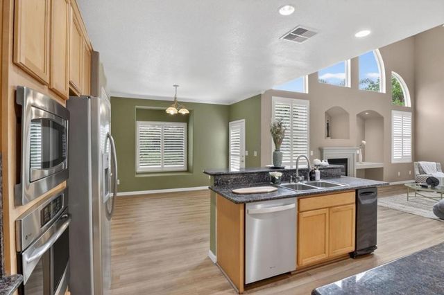 5433 Gladstone Drive, Stockton, CA 95219