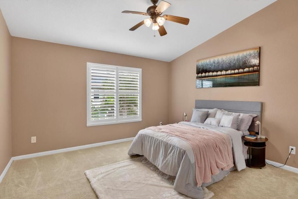 Image 25 of property listing at 5433 Gladstone Drive, Stockton, CA 95219