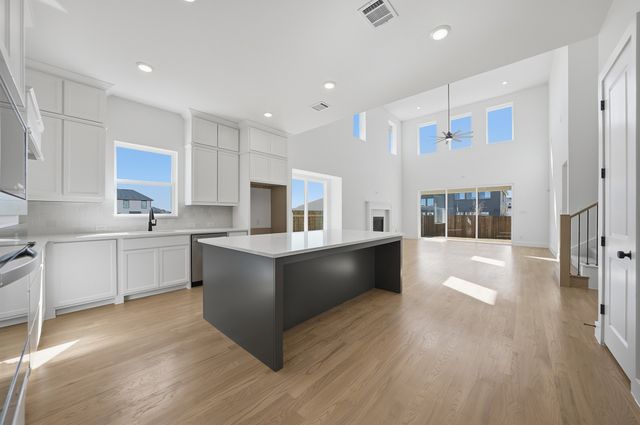 7628 Winterbloom Way, Fort Worth, TX 76123