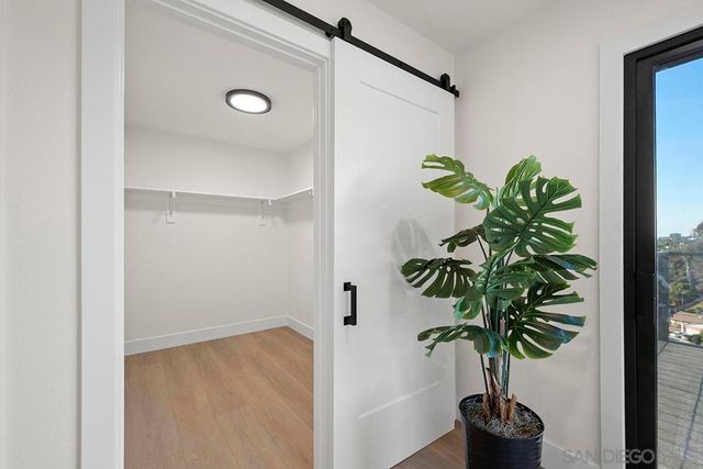 4612 Benhurst Avenue, San Diego, CA 92122