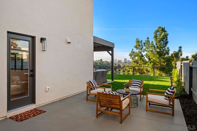 4612 Benhurst Avenue, San Diego, CA 92122